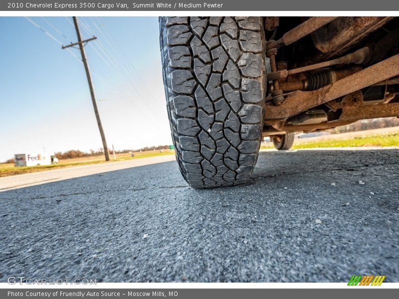 Summit White / Medium Pewter 2010 Chevrolet Express 3500 Cargo Van
