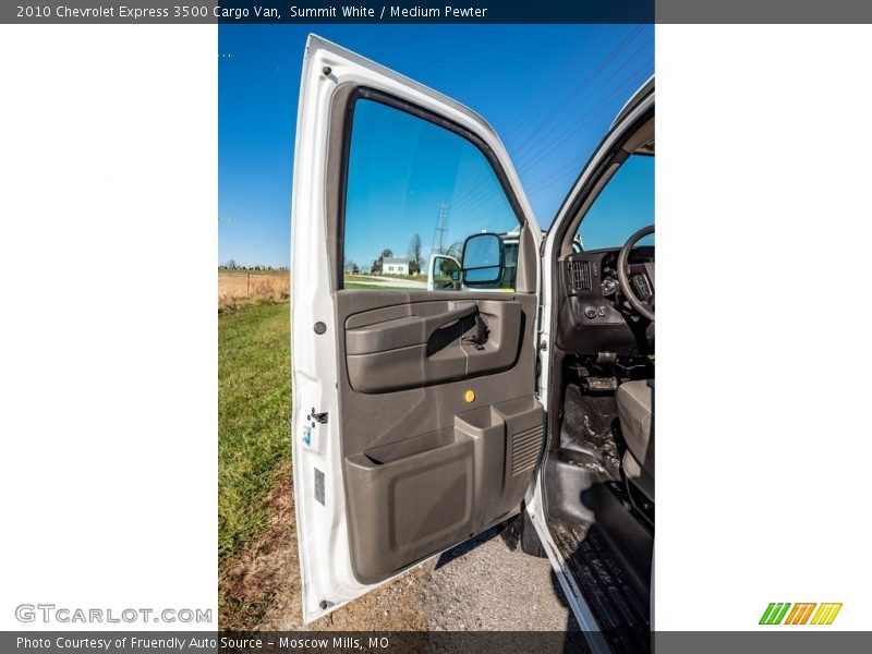 Summit White / Medium Pewter 2010 Chevrolet Express 3500 Cargo Van