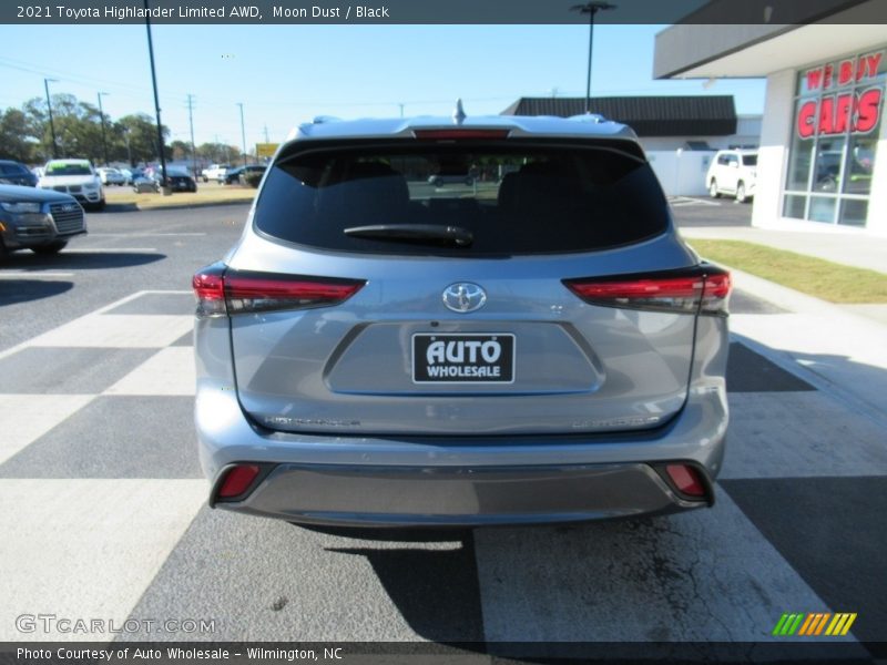 Moon Dust / Black 2021 Toyota Highlander Limited AWD