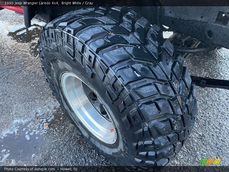 Bright White / Gray 1990 Jeep Wrangler Laredo 4x4