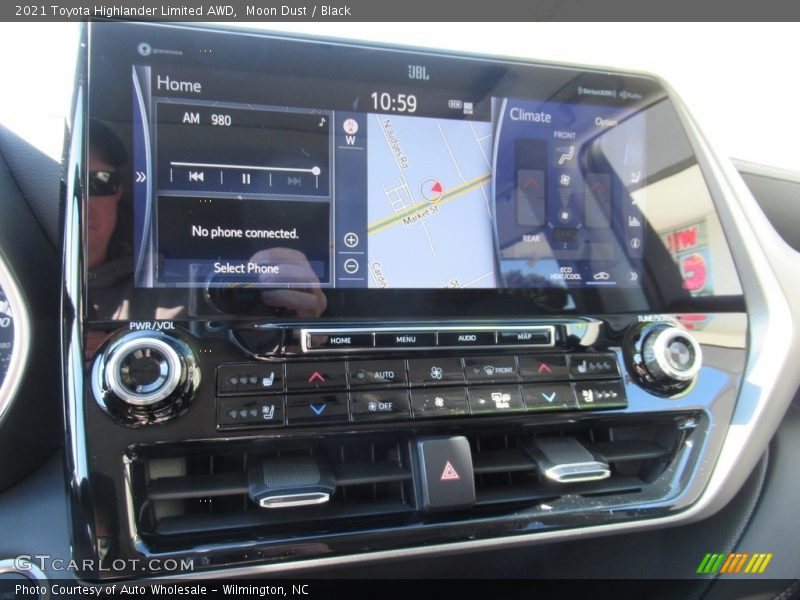 Moon Dust / Black 2021 Toyota Highlander Limited AWD