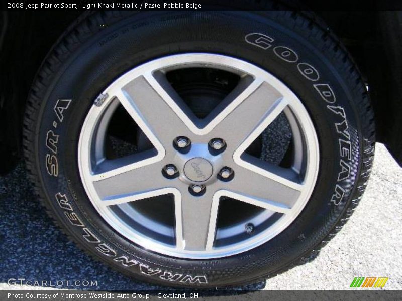 Light Khaki Metallic / Pastel Pebble Beige 2008 Jeep Patriot Sport