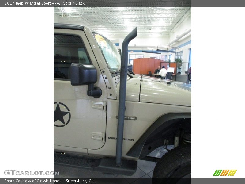 Gobi / Black 2017 Jeep Wrangler Sport 4x4
