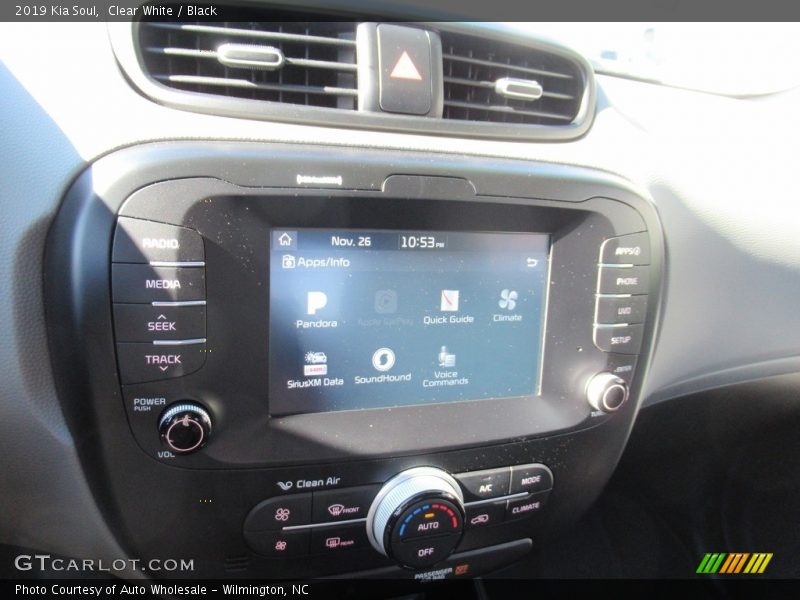 Clear White / Black 2019 Kia Soul