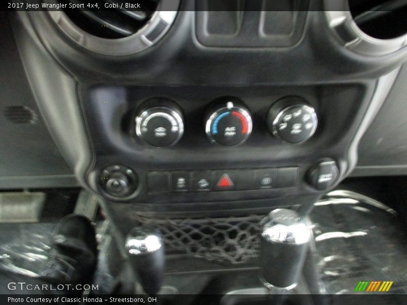 Gobi / Black 2017 Jeep Wrangler Sport 4x4