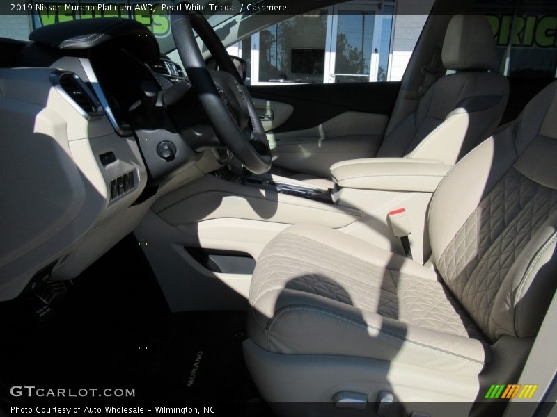 Pearl White Tricoat / Cashmere 2019 Nissan Murano Platinum AWD