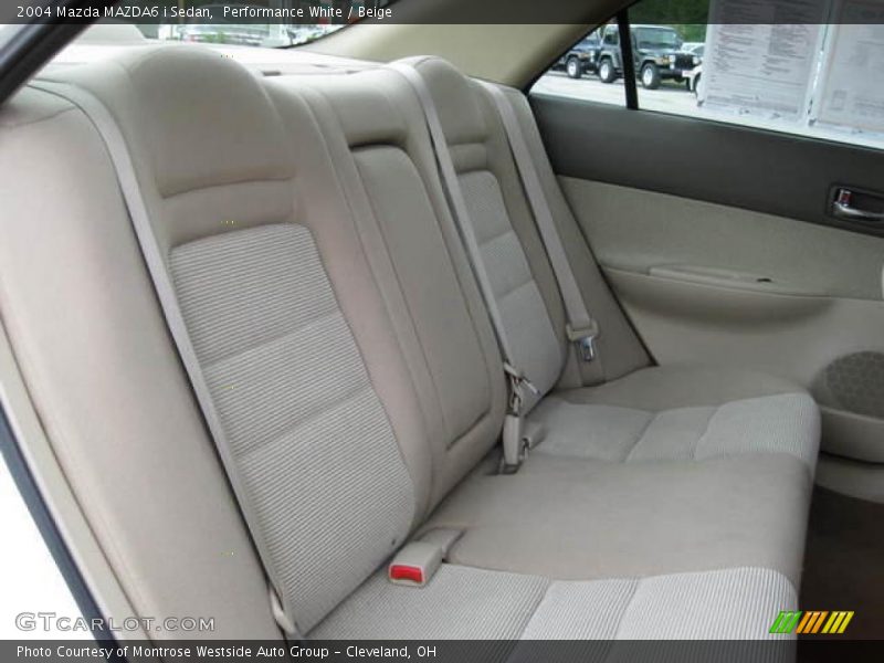 Performance White / Beige 2004 Mazda MAZDA6 i Sedan