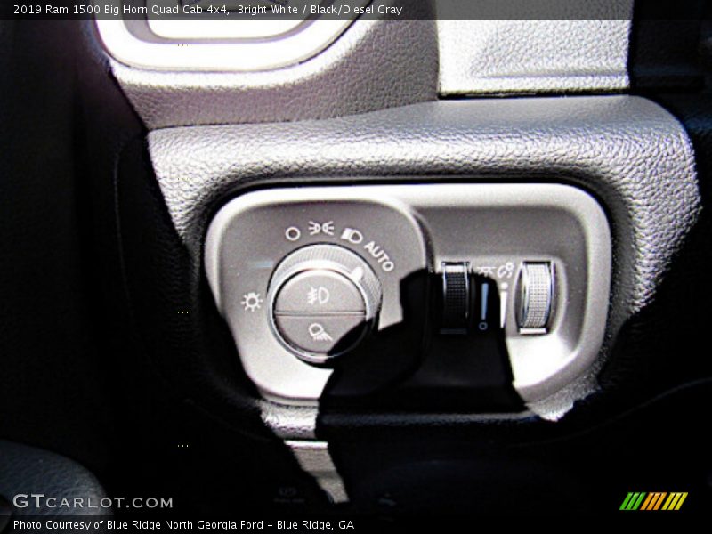 Bright White / Black/Diesel Gray 2019 Ram 1500 Big Horn Quad Cab 4x4