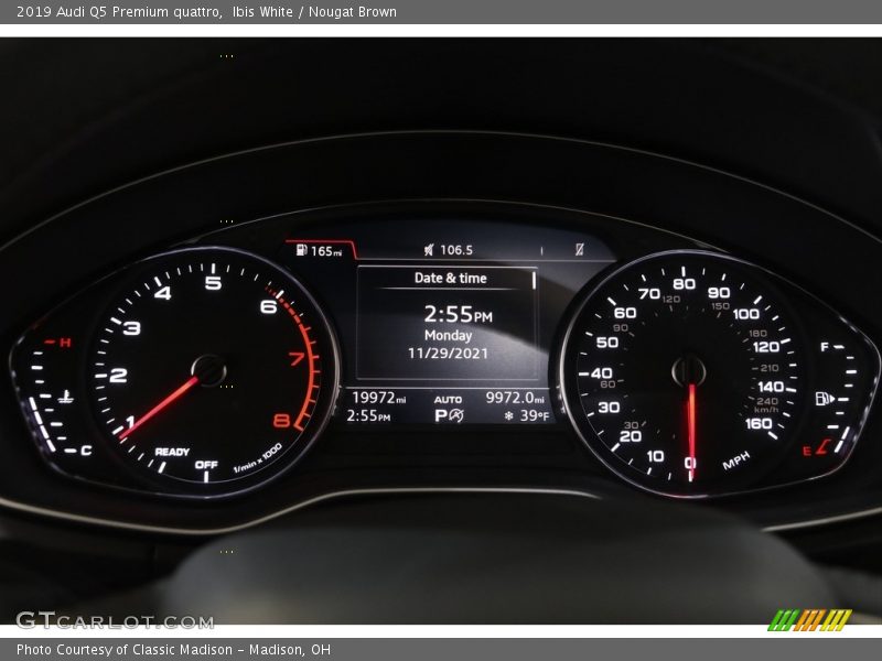 Ibis White / Nougat Brown 2019 Audi Q5 Premium quattro