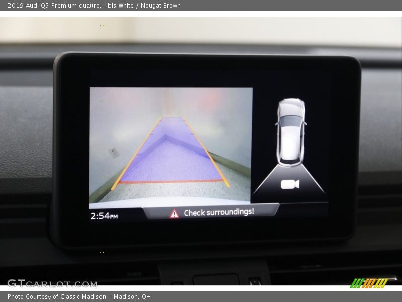 Ibis White / Nougat Brown 2019 Audi Q5 Premium quattro