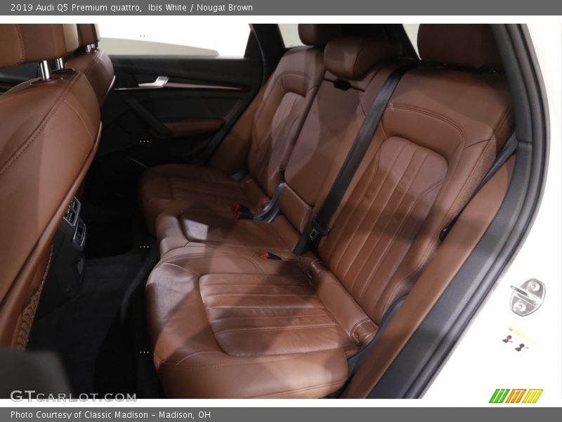 Ibis White / Nougat Brown 2019 Audi Q5 Premium quattro