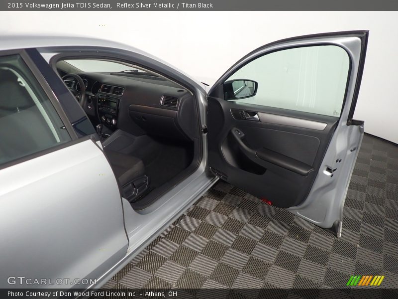 Reflex Silver Metallic / Titan Black 2015 Volkswagen Jetta TDI S Sedan