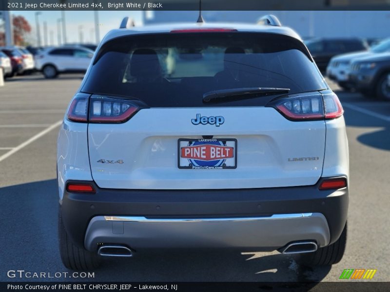 Bright White / Black 2021 Jeep Cherokee Limited 4x4