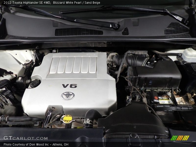 Blizzard White Pearl / Sand Beige 2012 Toyota Highlander SE 4WD