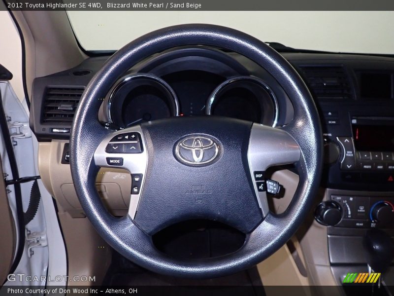 Blizzard White Pearl / Sand Beige 2012 Toyota Highlander SE 4WD
