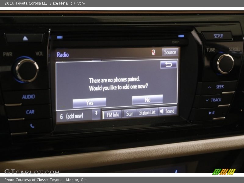 Slate Metallic / Ivory 2016 Toyota Corolla LE