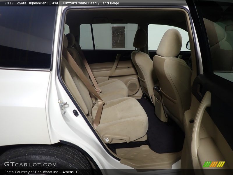 Blizzard White Pearl / Sand Beige 2012 Toyota Highlander SE 4WD