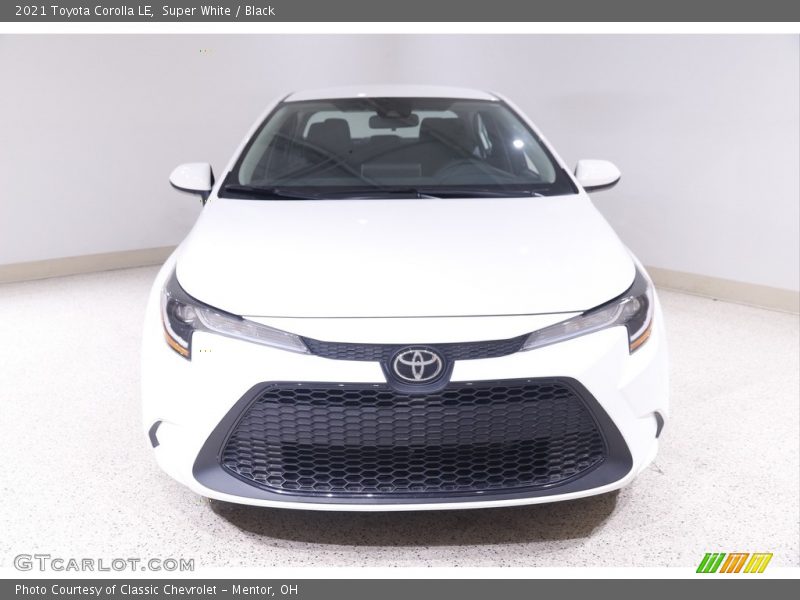 Super White / Black 2021 Toyota Corolla LE