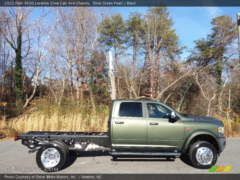  2022 4500 Laramie Crew Cab 4x4 Chassis Olive Green Pearl