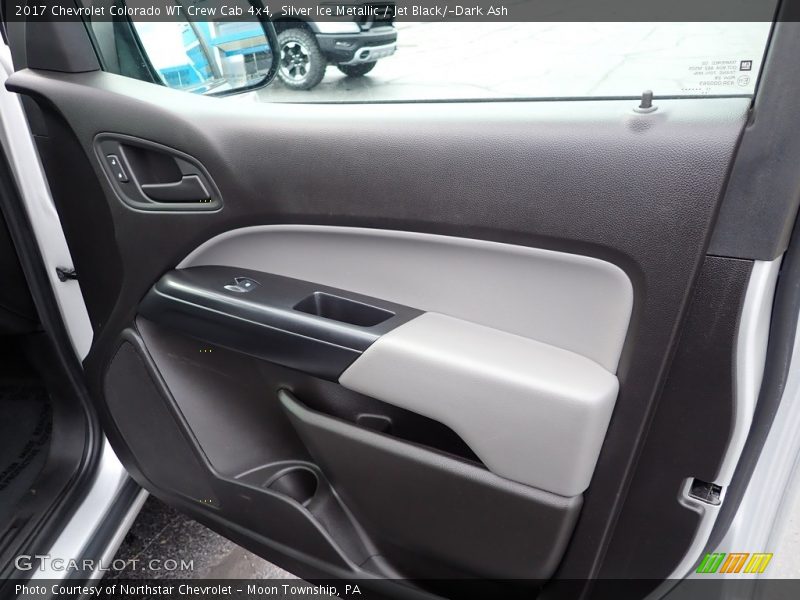 Silver Ice Metallic / Jet Black/­Dark Ash 2017 Chevrolet Colorado WT Crew Cab 4x4