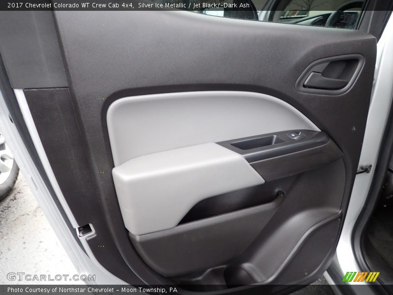 Silver Ice Metallic / Jet Black/­Dark Ash 2017 Chevrolet Colorado WT Crew Cab 4x4