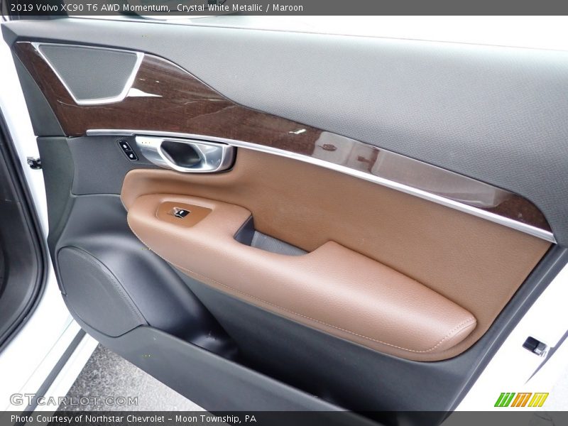 Crystal White Metallic / Maroon 2019 Volvo XC90 T6 AWD Momentum