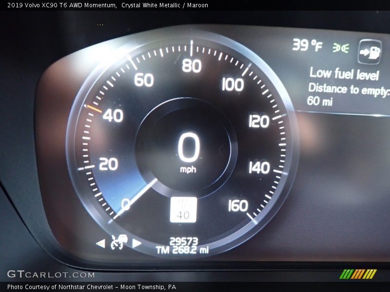 Crystal White Metallic / Maroon 2019 Volvo XC90 T6 AWD Momentum