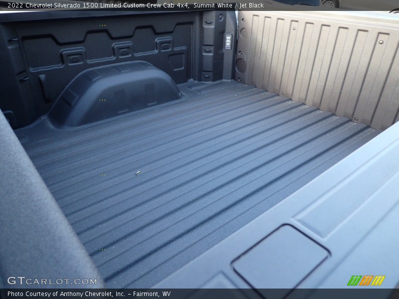 Summit White / Jet Black 2022 Chevrolet Silverado 1500 Limited Custom Crew Cab 4x4