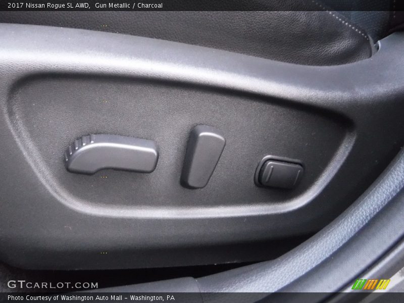 Gun Metallic / Charcoal 2017 Nissan Rogue SL AWD