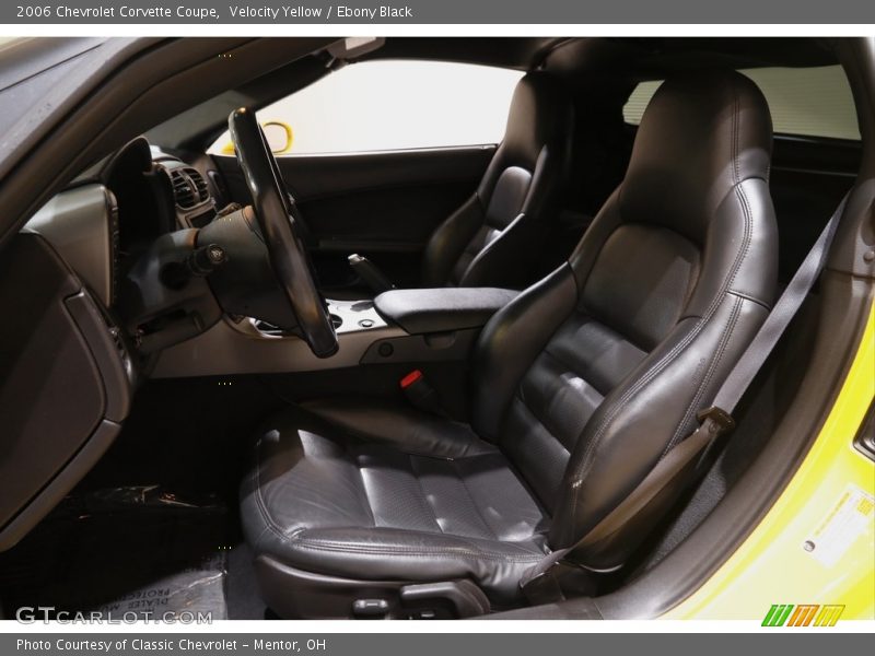 Velocity Yellow / Ebony Black 2006 Chevrolet Corvette Coupe