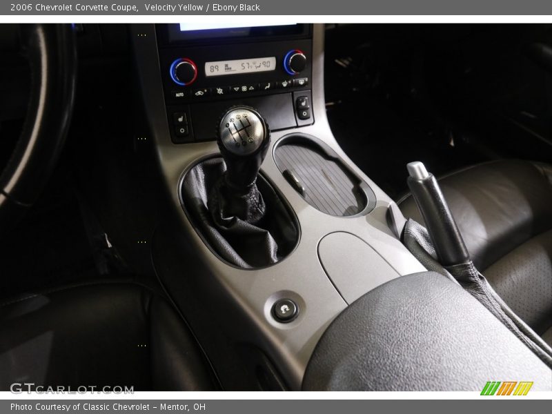 Velocity Yellow / Ebony Black 2006 Chevrolet Corvette Coupe