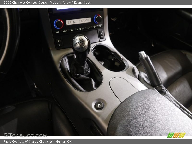 Velocity Yellow / Ebony Black 2006 Chevrolet Corvette Coupe