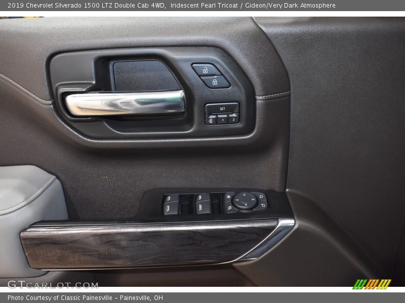 Iridescent Pearl Tricoat / Gideon/Very Dark Atmosphere 2019 Chevrolet Silverado 1500 LTZ Double Cab 4WD
