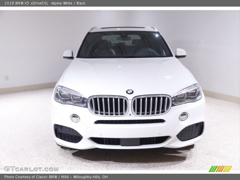 Alpine White / Black 2018 BMW X5 xDrive50i