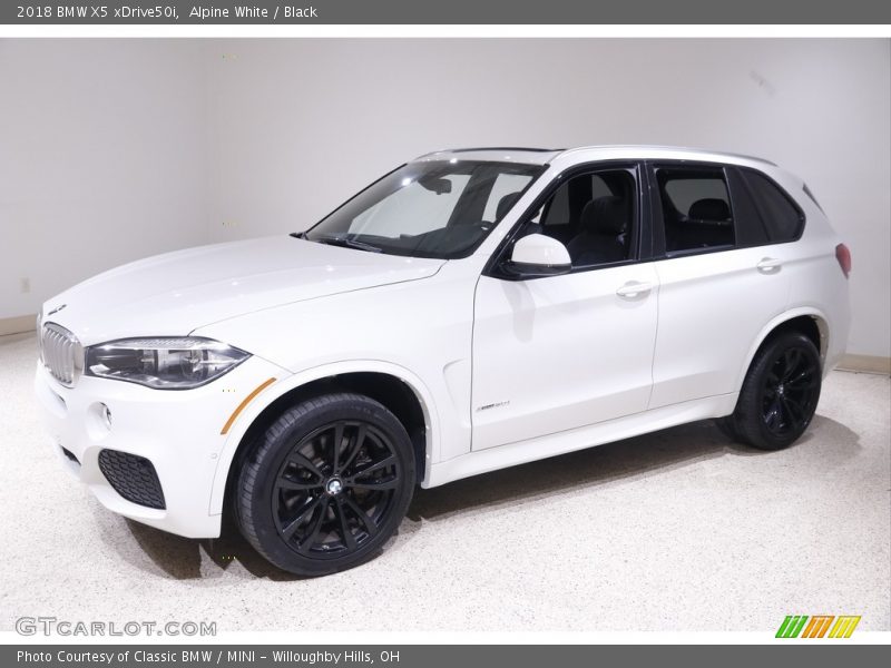 Alpine White / Black 2018 BMW X5 xDrive50i