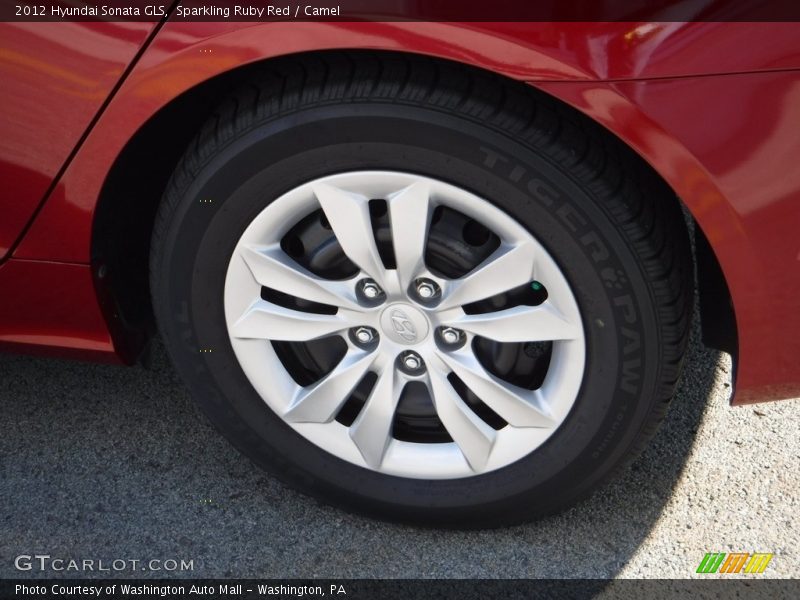 Sparkling Ruby Red / Camel 2012 Hyundai Sonata GLS