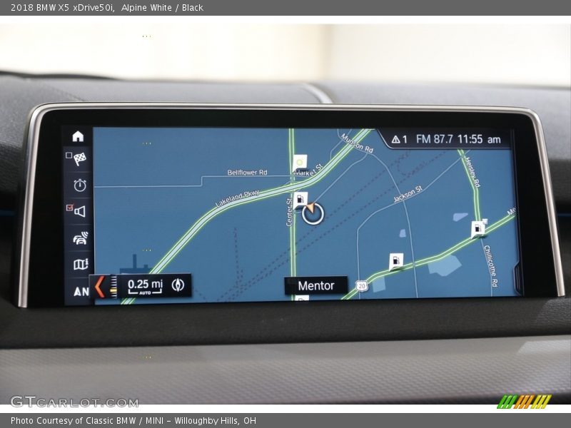 Alpine White / Black 2018 BMW X5 xDrive50i