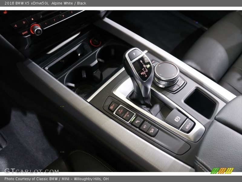 Alpine White / Black 2018 BMW X5 xDrive50i