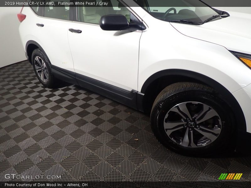 Platinum White Pearl / Gray 2019 Honda CR-V LX AWD