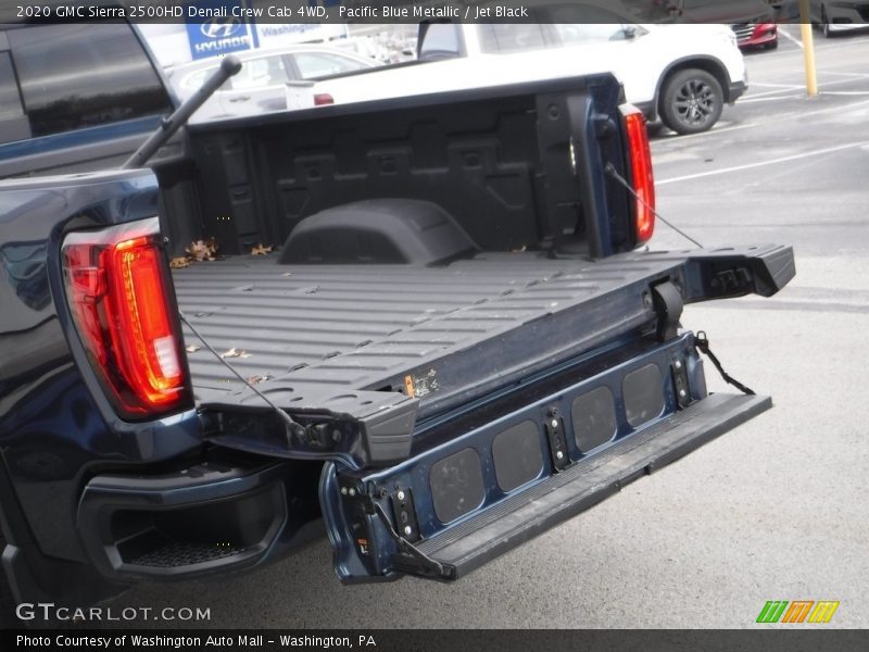 Pacific Blue Metallic / Jet Black 2020 GMC Sierra 2500HD Denali Crew Cab 4WD