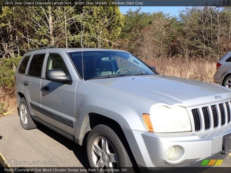 Bright Silver Metallic / Medium Slate Gray 2005 Jeep Grand Cherokee Laredo 4x4