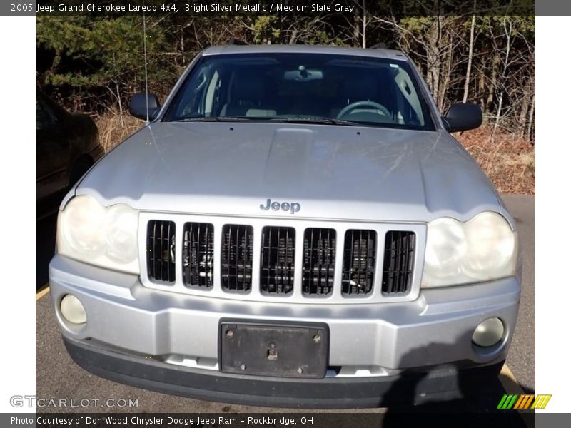 Bright Silver Metallic / Medium Slate Gray 2005 Jeep Grand Cherokee Laredo 4x4
