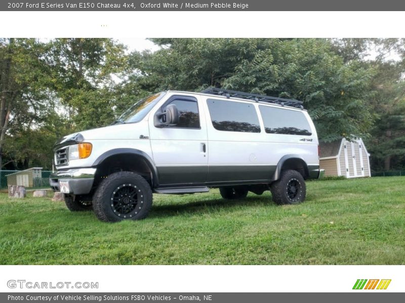  2007 E Series Van E150 Chateau 4x4 Oxford White