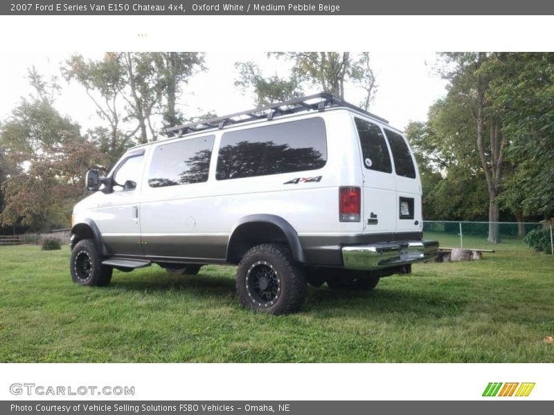  2007 E Series Van E150 Chateau 4x4 Oxford White