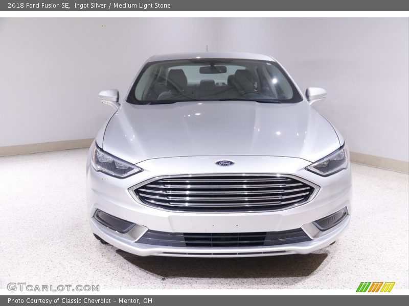 Ingot Silver / Medium Light Stone 2018 Ford Fusion SE