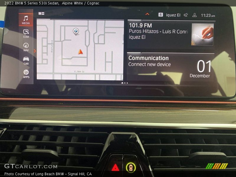 Alpine White / Cognac 2022 BMW 5 Series 530i Sedan