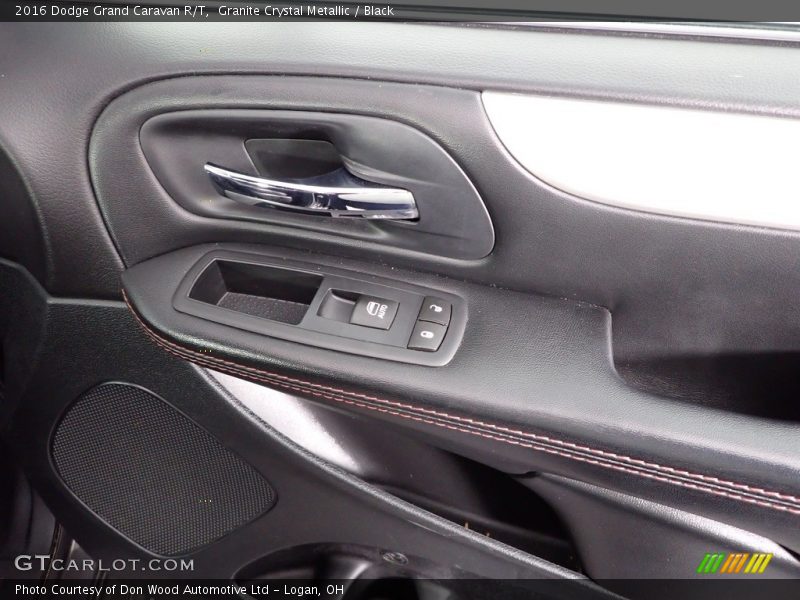 Granite Crystal Metallic / Black 2016 Dodge Grand Caravan R/T