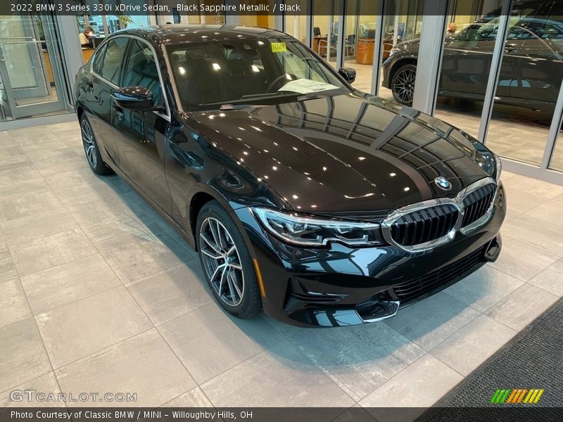 Black Sapphire Metallic / Black 2022 BMW 3 Series 330i xDrive Sedan