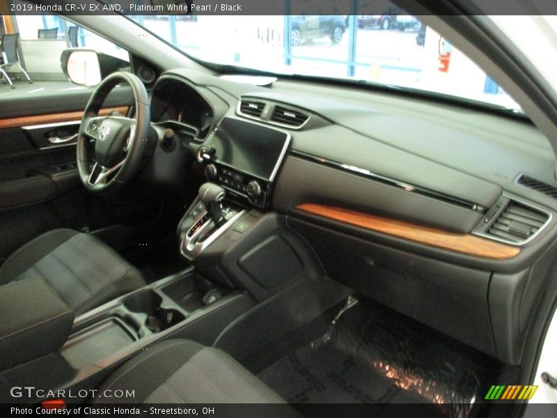 Platinum White Pearl / Black 2019 Honda CR-V EX AWD