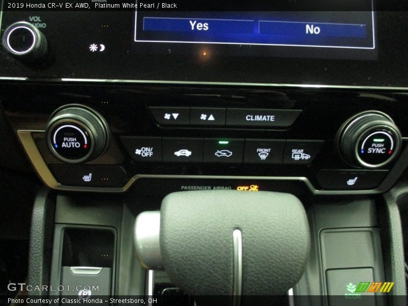 Platinum White Pearl / Black 2019 Honda CR-V EX AWD
